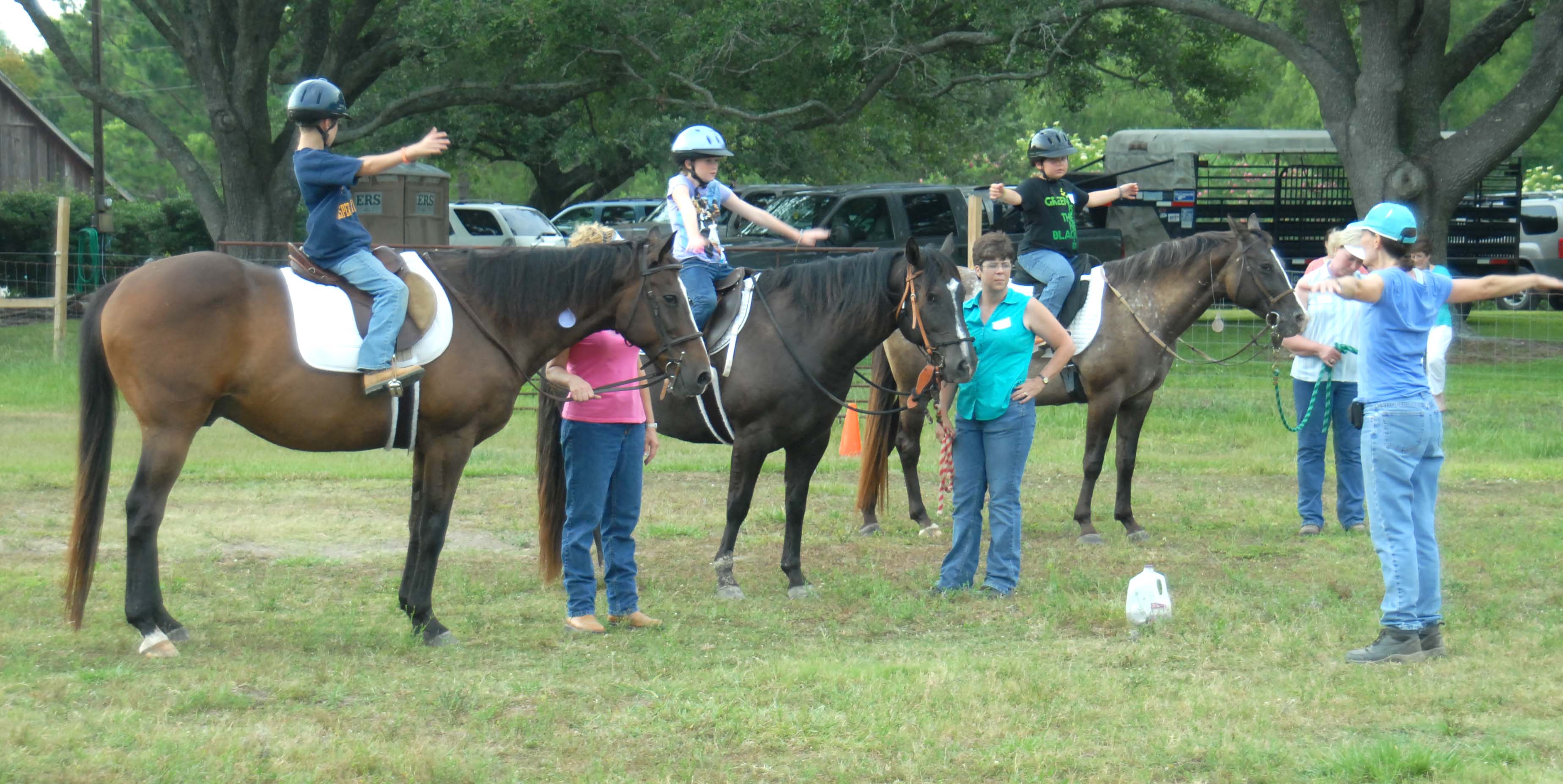 Youth learn horsemanship in 4-H class