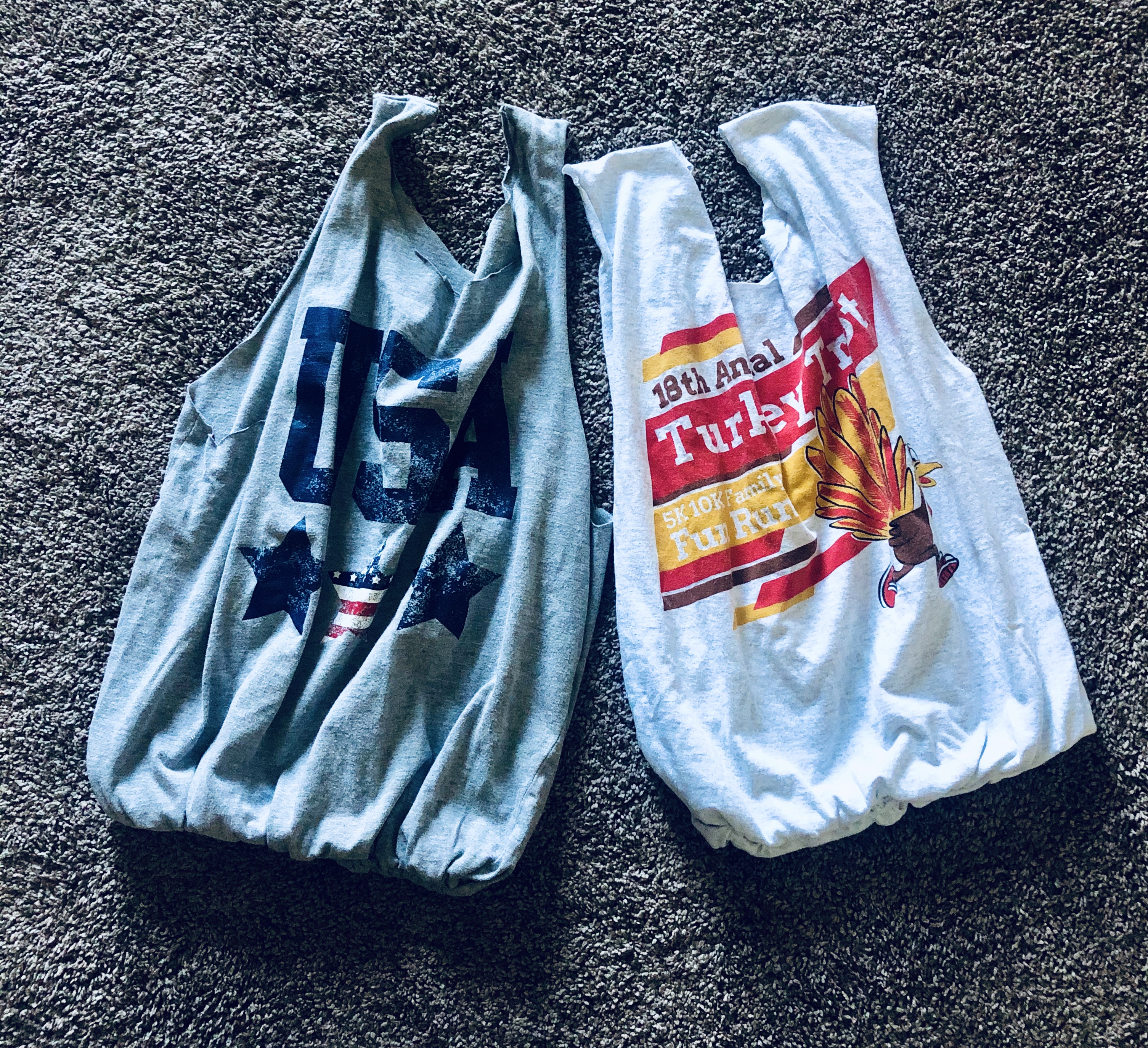​How to make a reusable tote bag out of an old t-shirt