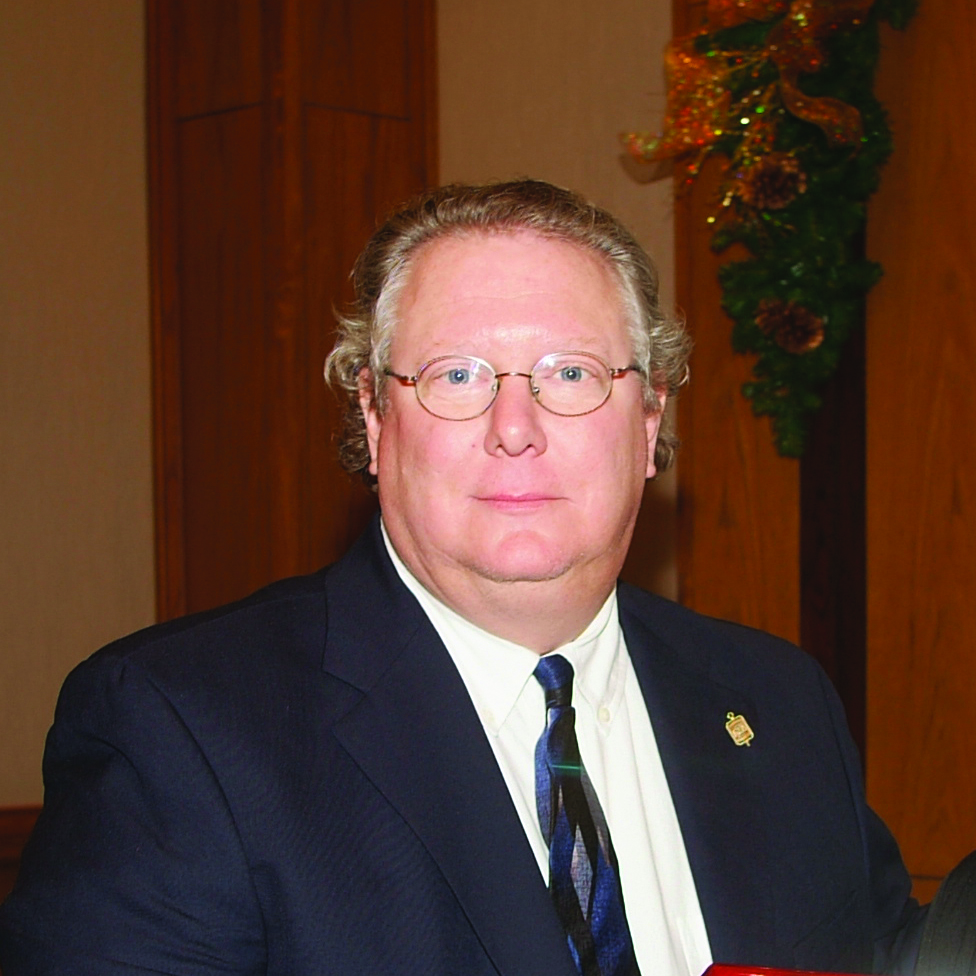 Hollier retires from plant pathology
