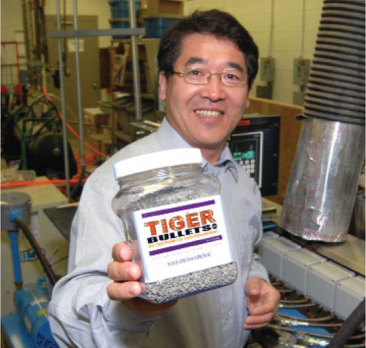 Photo of Qinglin Wu, professor in the School of Renewable Natural