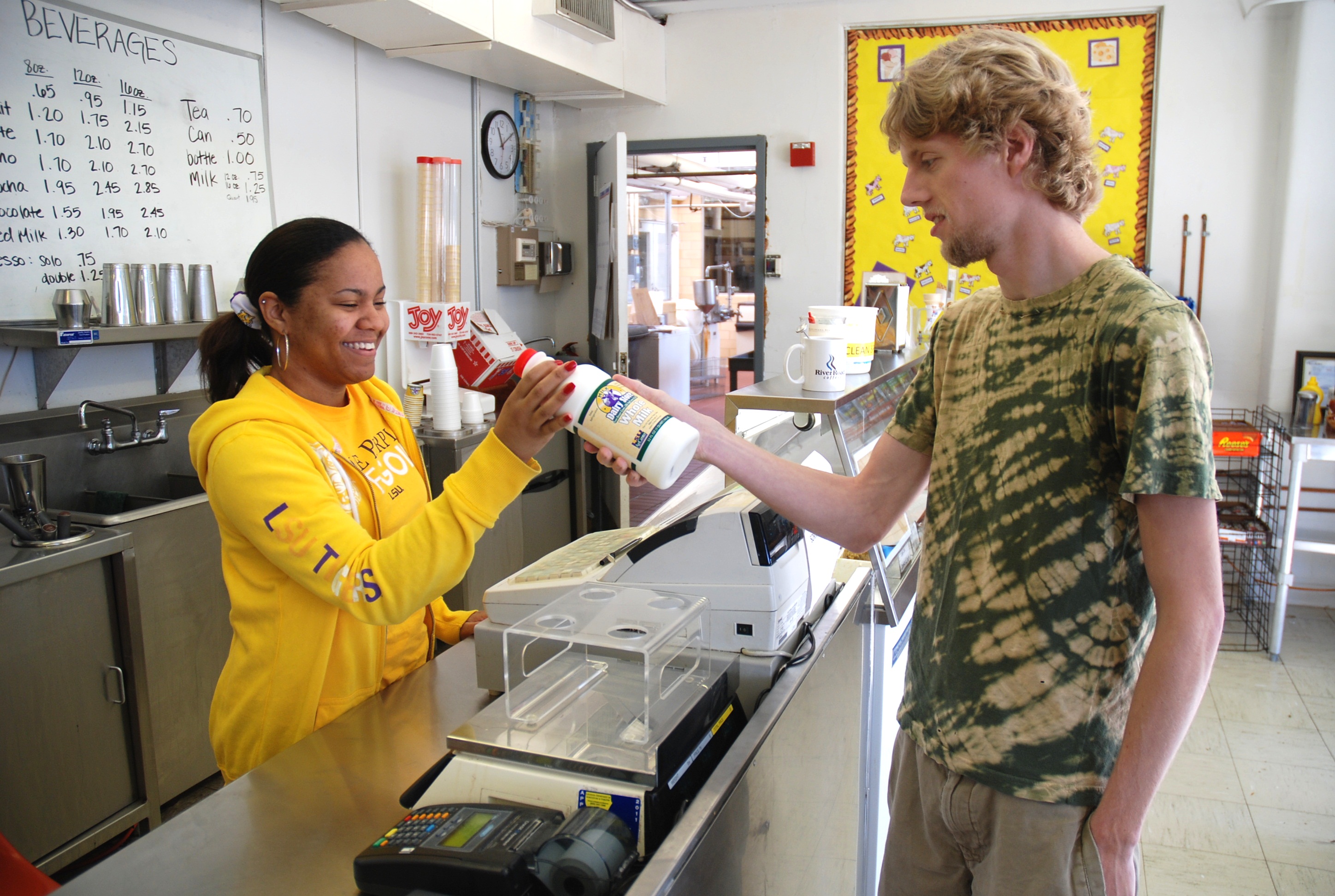 Milk now sold in LSU AgCenter dairy store