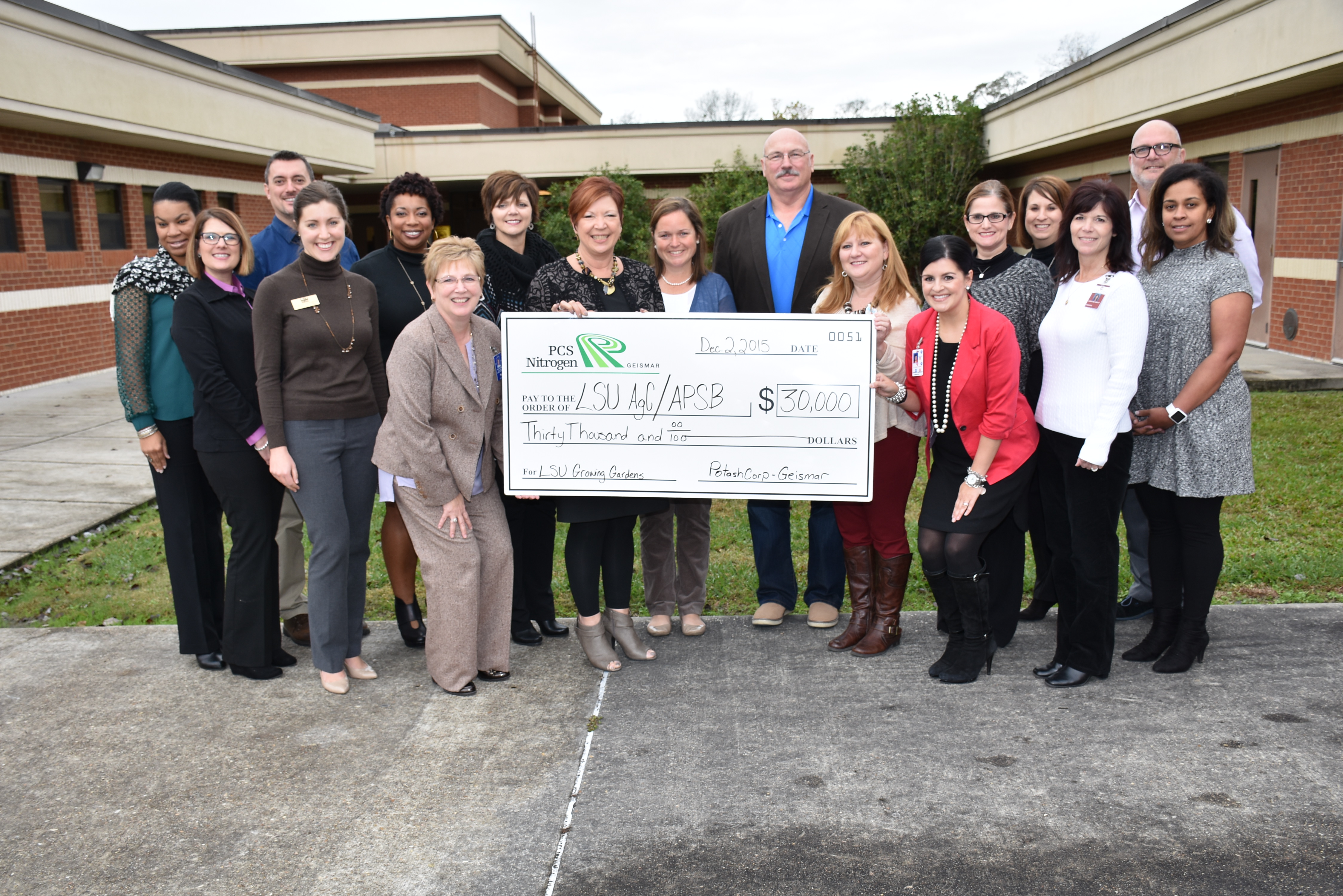 AgCenter Ascension public schools receive grant for school gardens