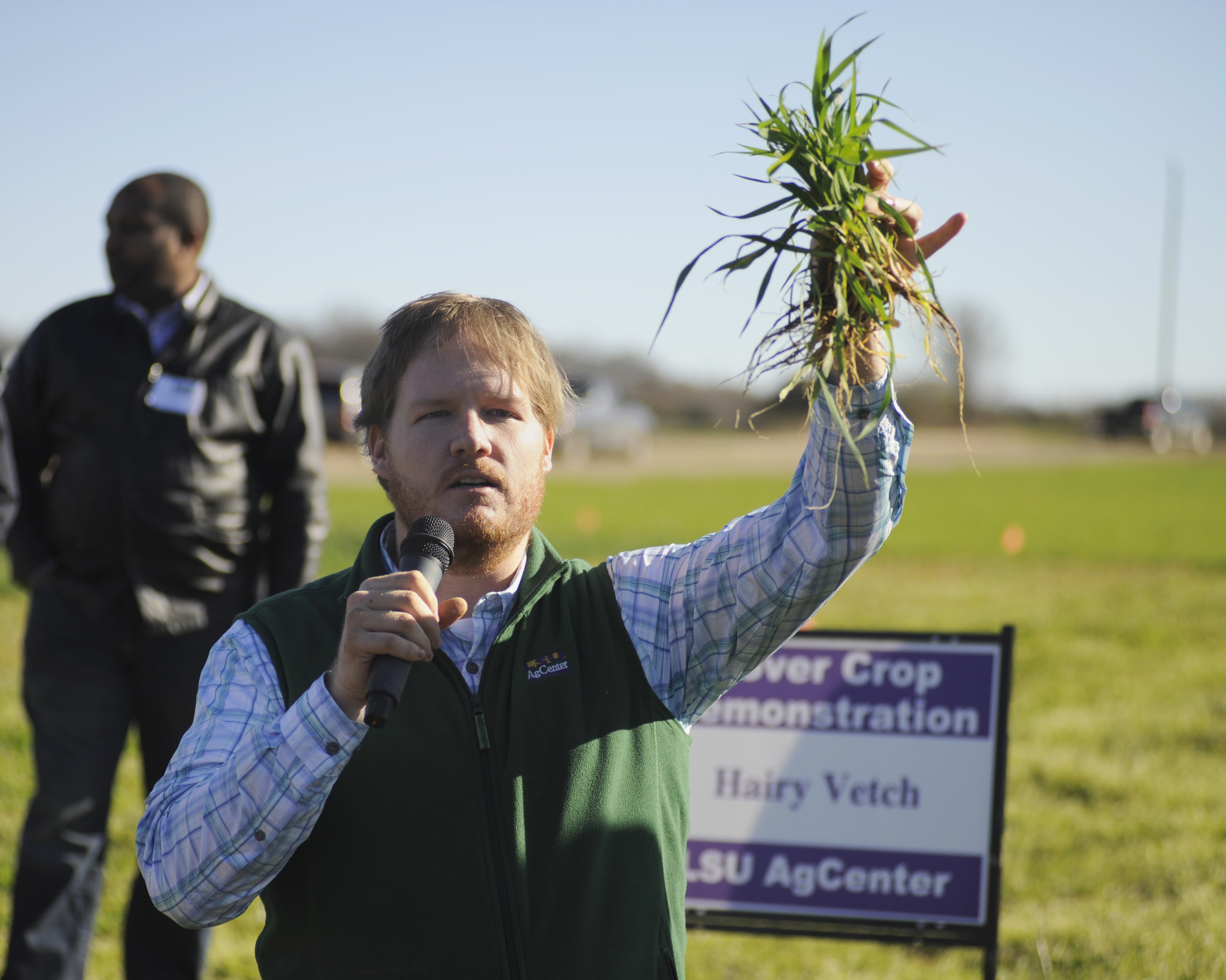 Cover crop benefits, management highlight workshop