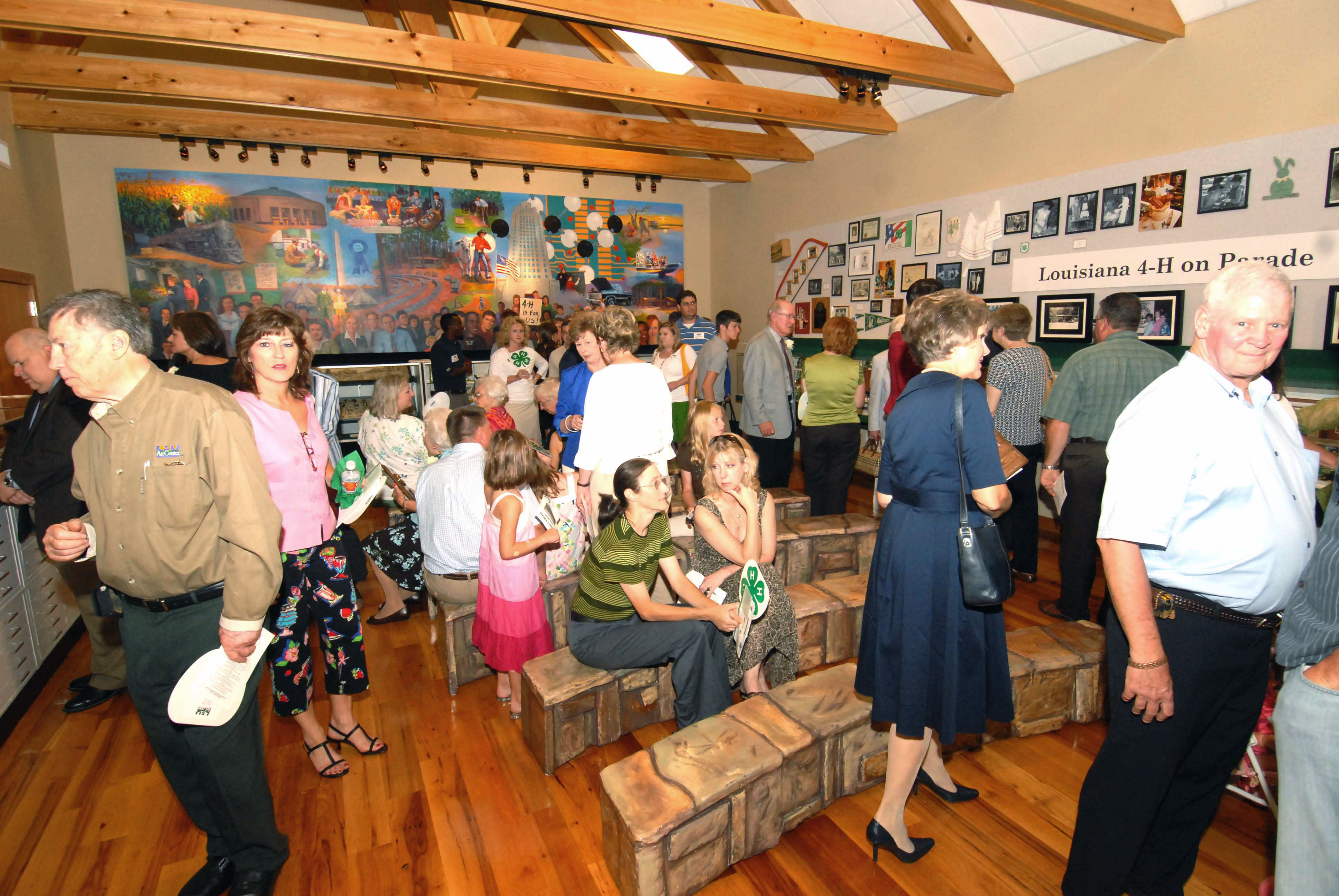 museum visitors