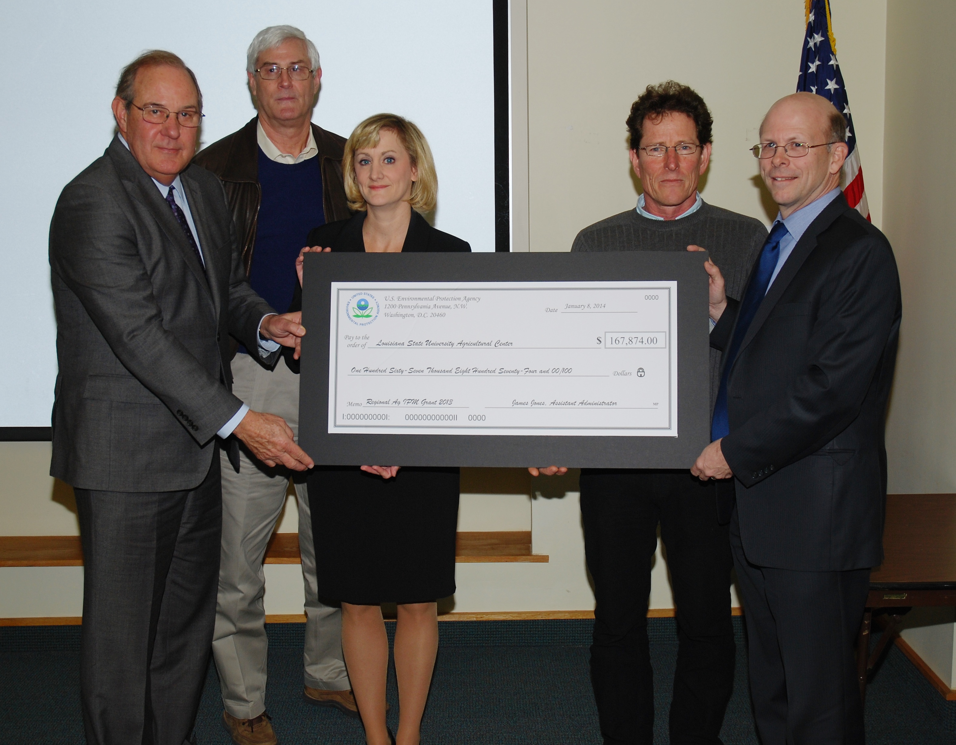 EPA provides funds for mosquito, honeybee study