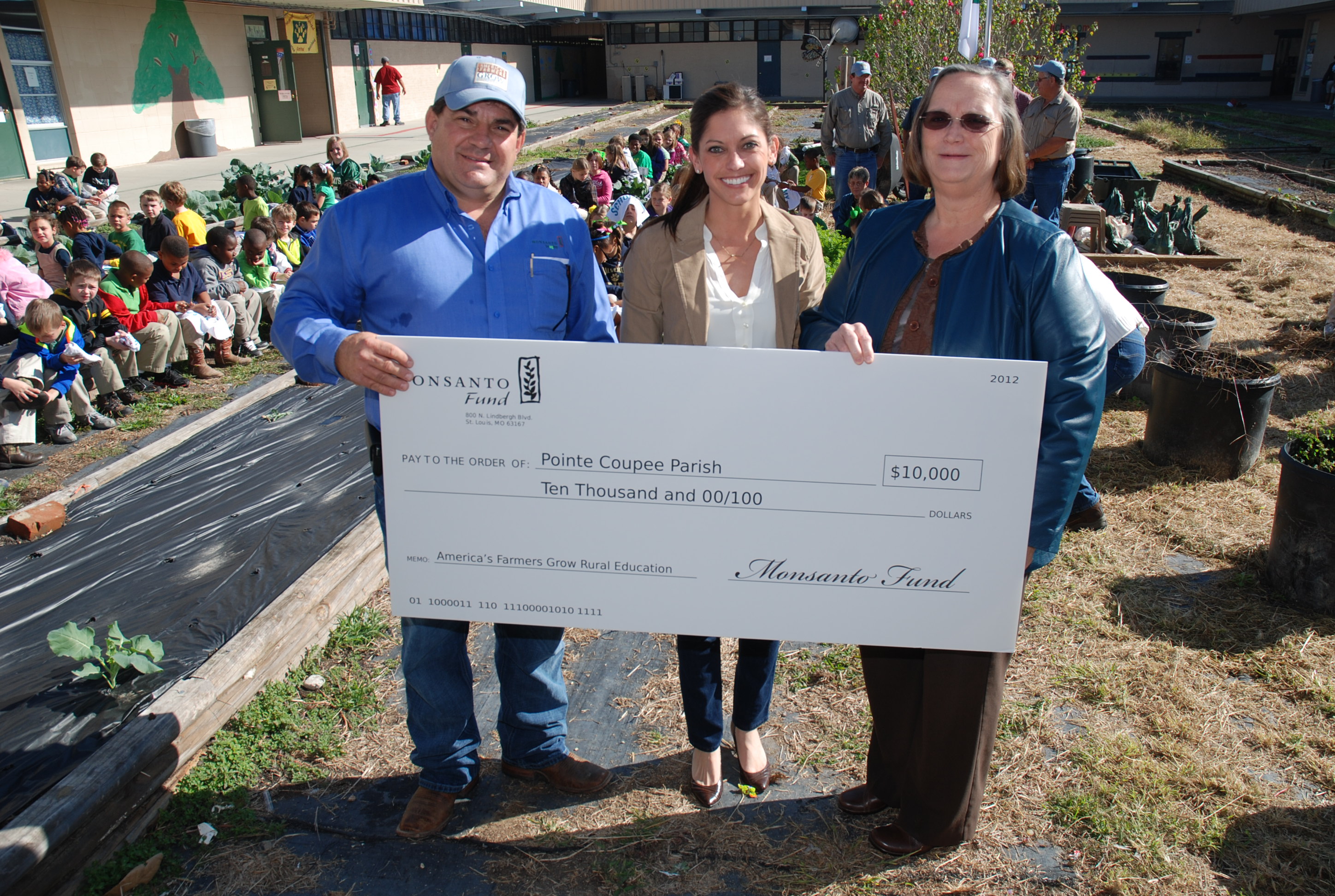 Ag company donates to school garden effort