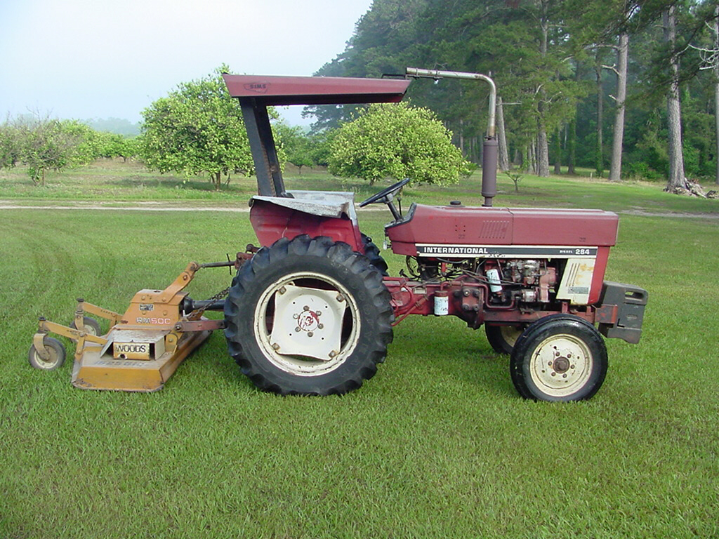 finishing mower with 2 wheels