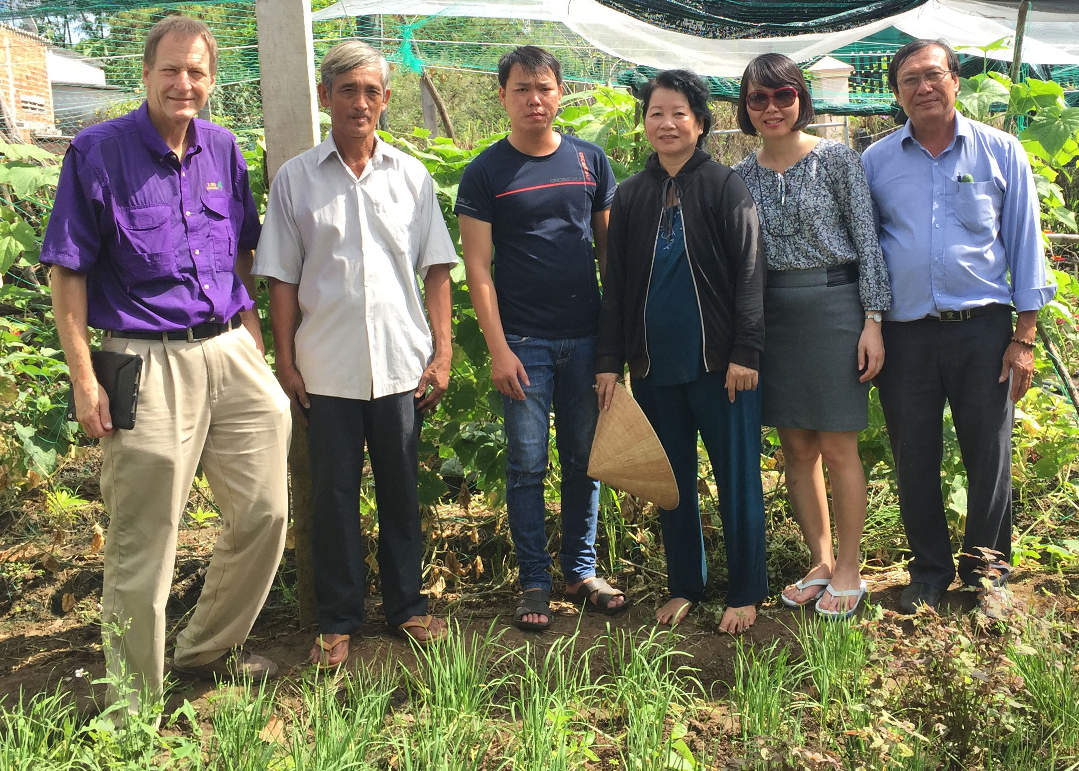Borlaug Fellow from Vietnam develops nutritional beverages from sweet potatoes 