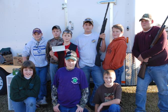 Left to right kneeling are Carmen Latiolais, Michael Arnold, Brent Swayze. Back row: Thomas Colley, 