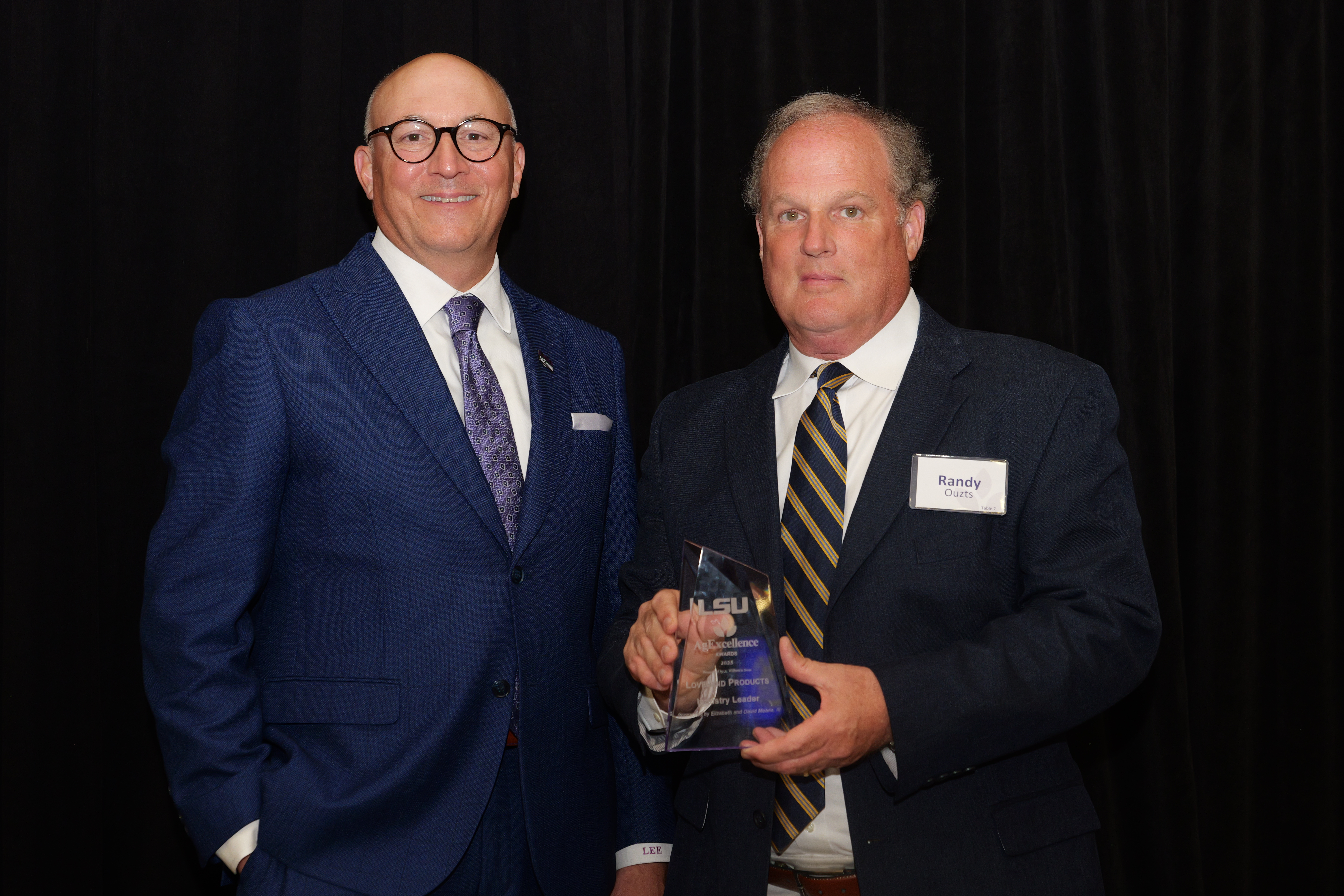 Loveland Products wins AgExcellence award for grant that supports research, professors