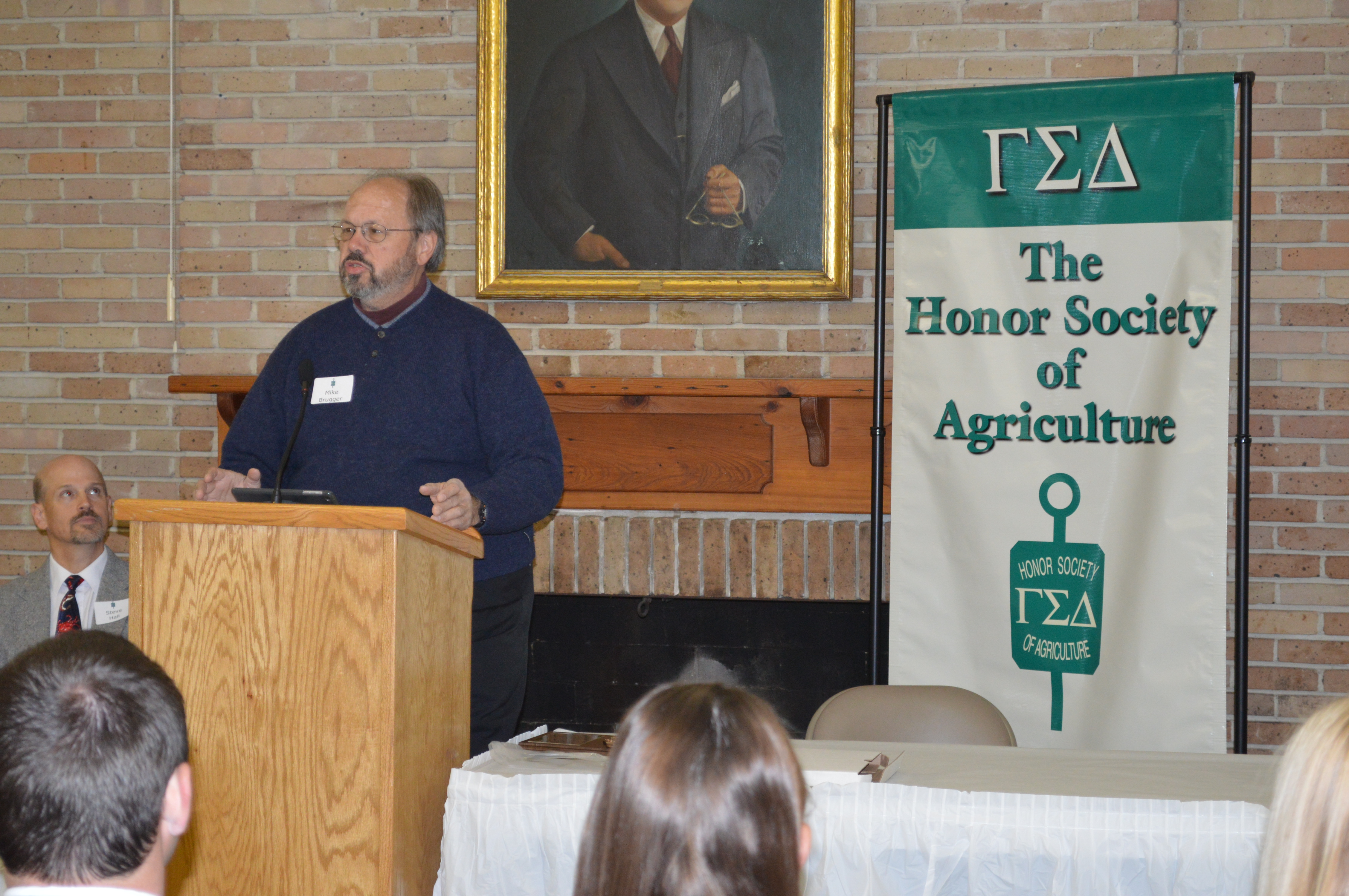 Brugger speak to LSU chapter.