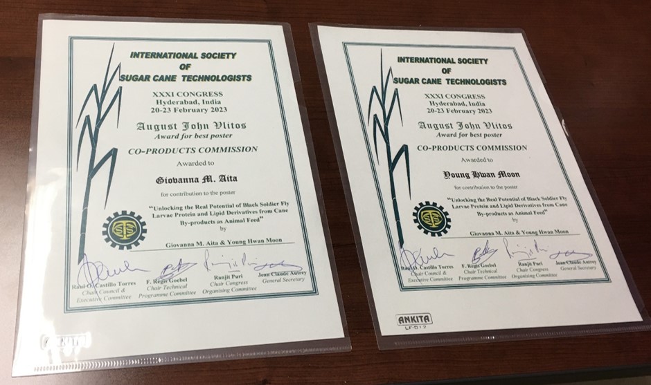 Dr. Giovanna Aita and Dr. Young Hwan Moon received the John Clayton and August  John Vlitos Awards for best posters