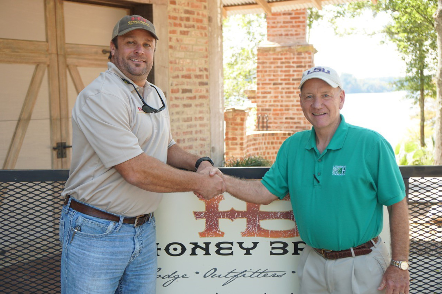Fall2016p39.jpg thumbnail
