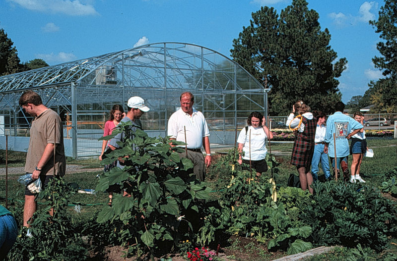 _HF_student_gardensjpg