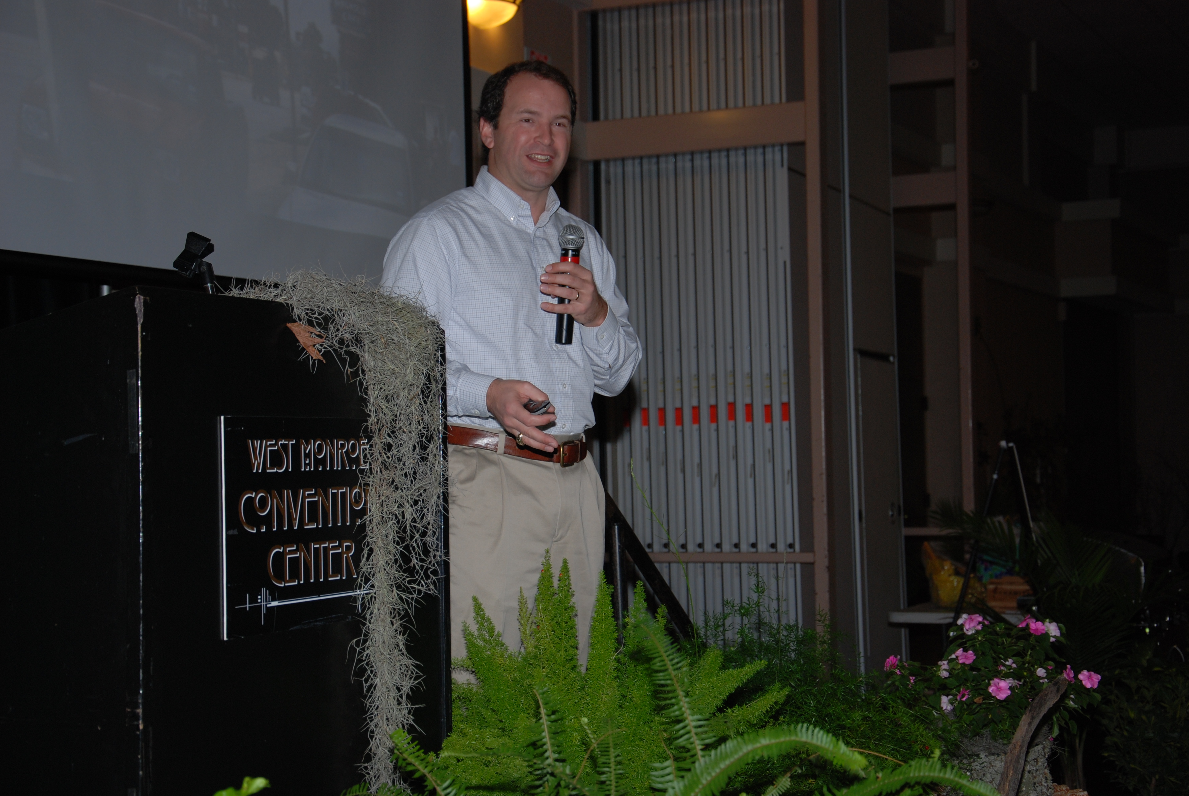 Old gardens, plants highlight seminar