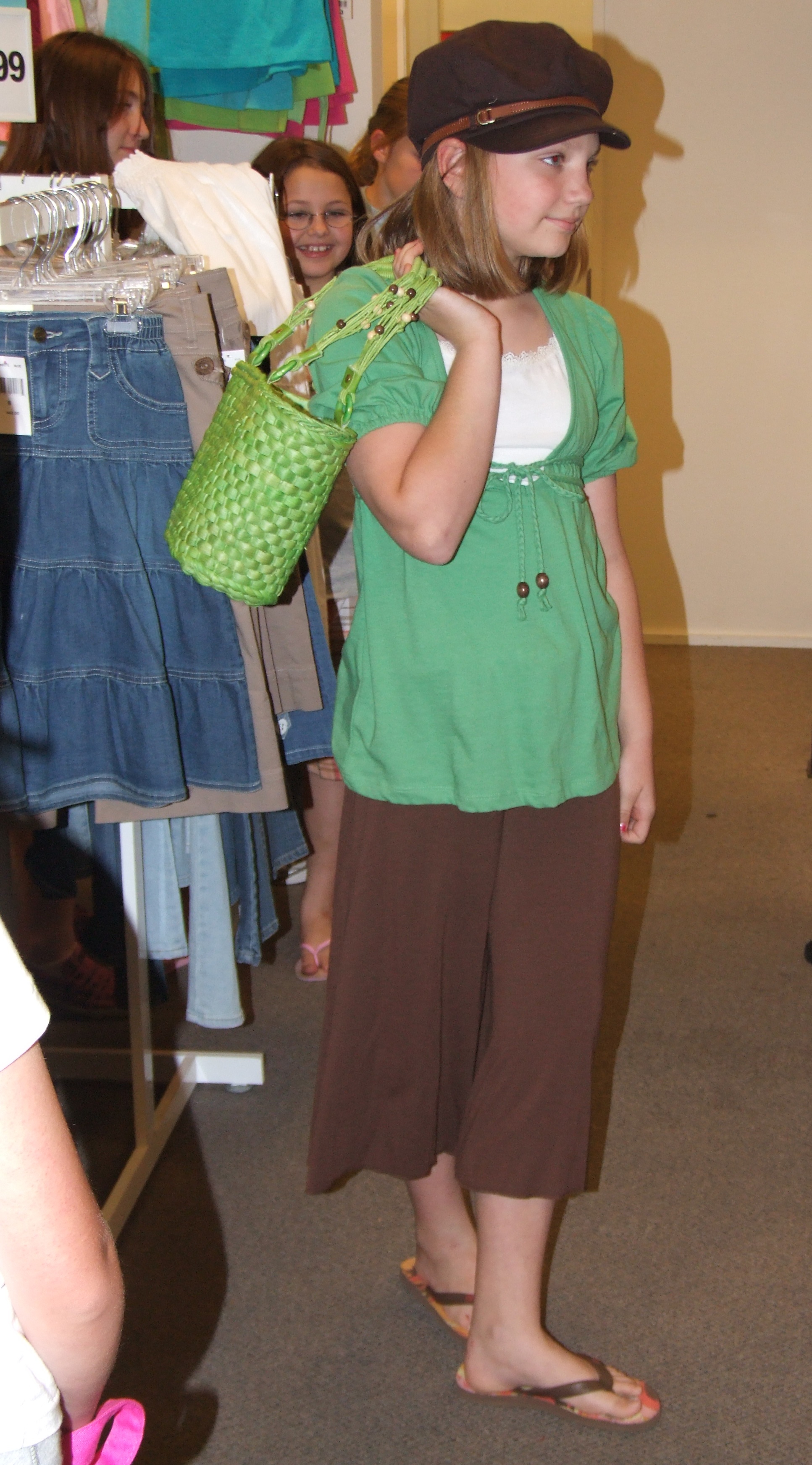 4-H’ers learn budget, care are important in choosing clothing