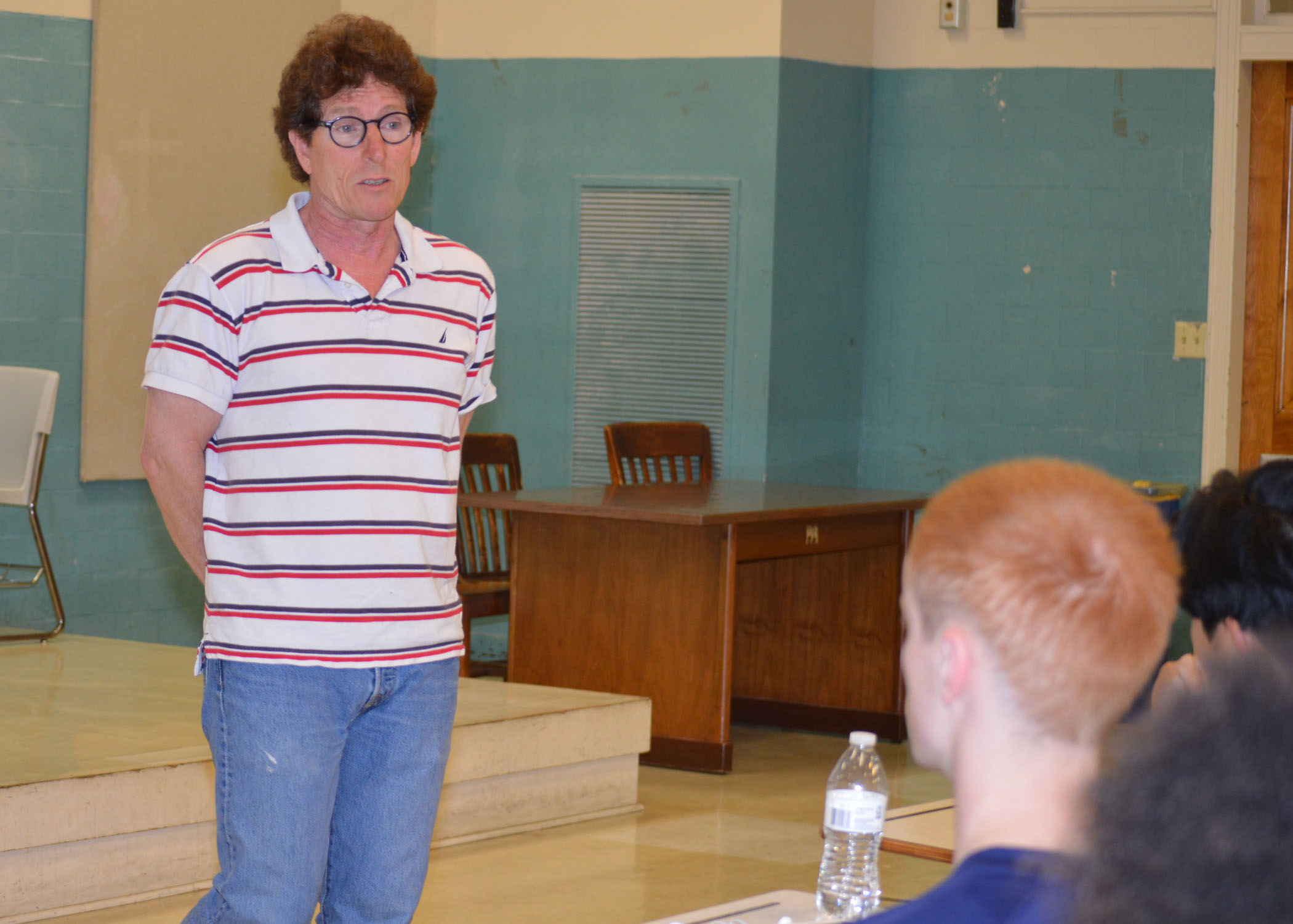 Ottea receives distinguished teaching award, students recognized at conference