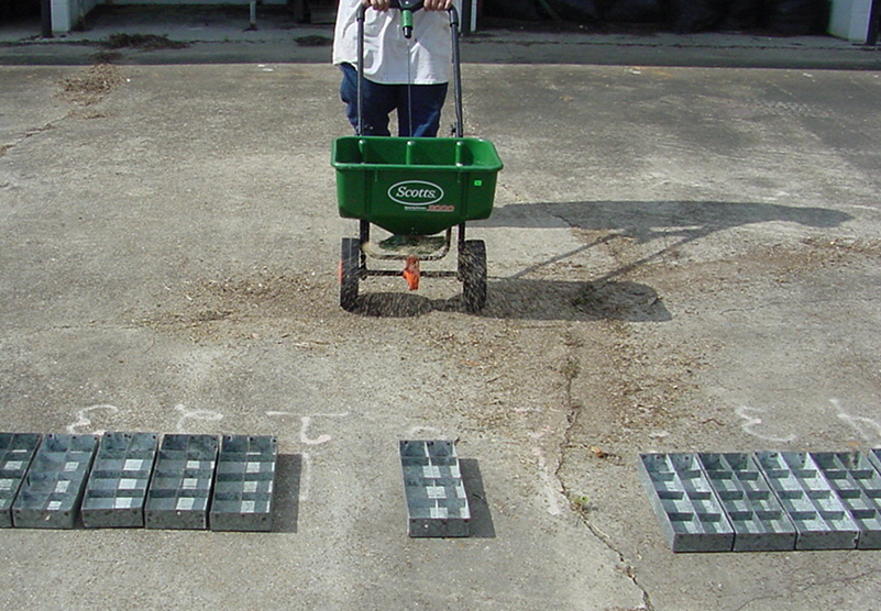 spreader pattern test