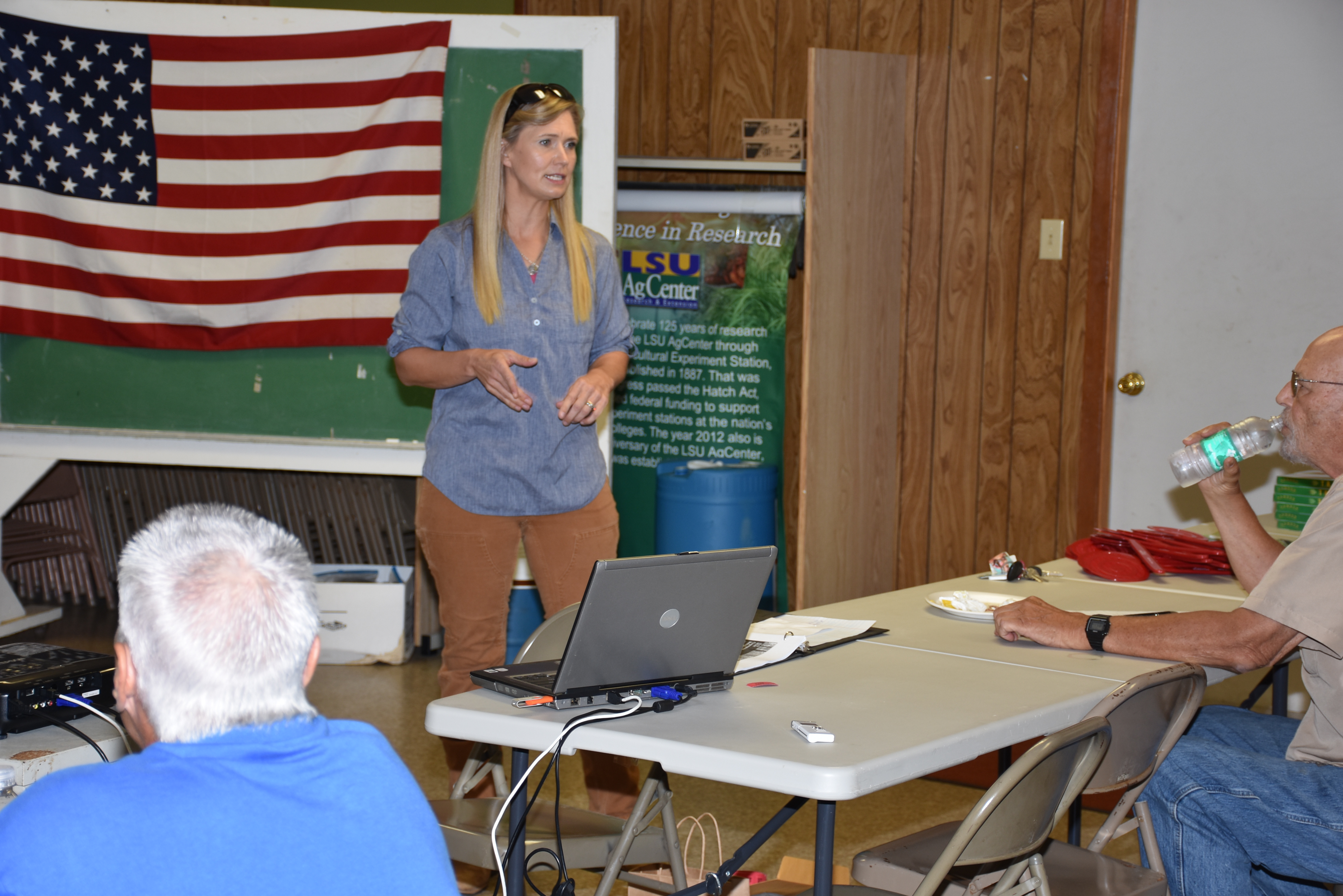 Landowners hear the latest on cogongrass control at workshop