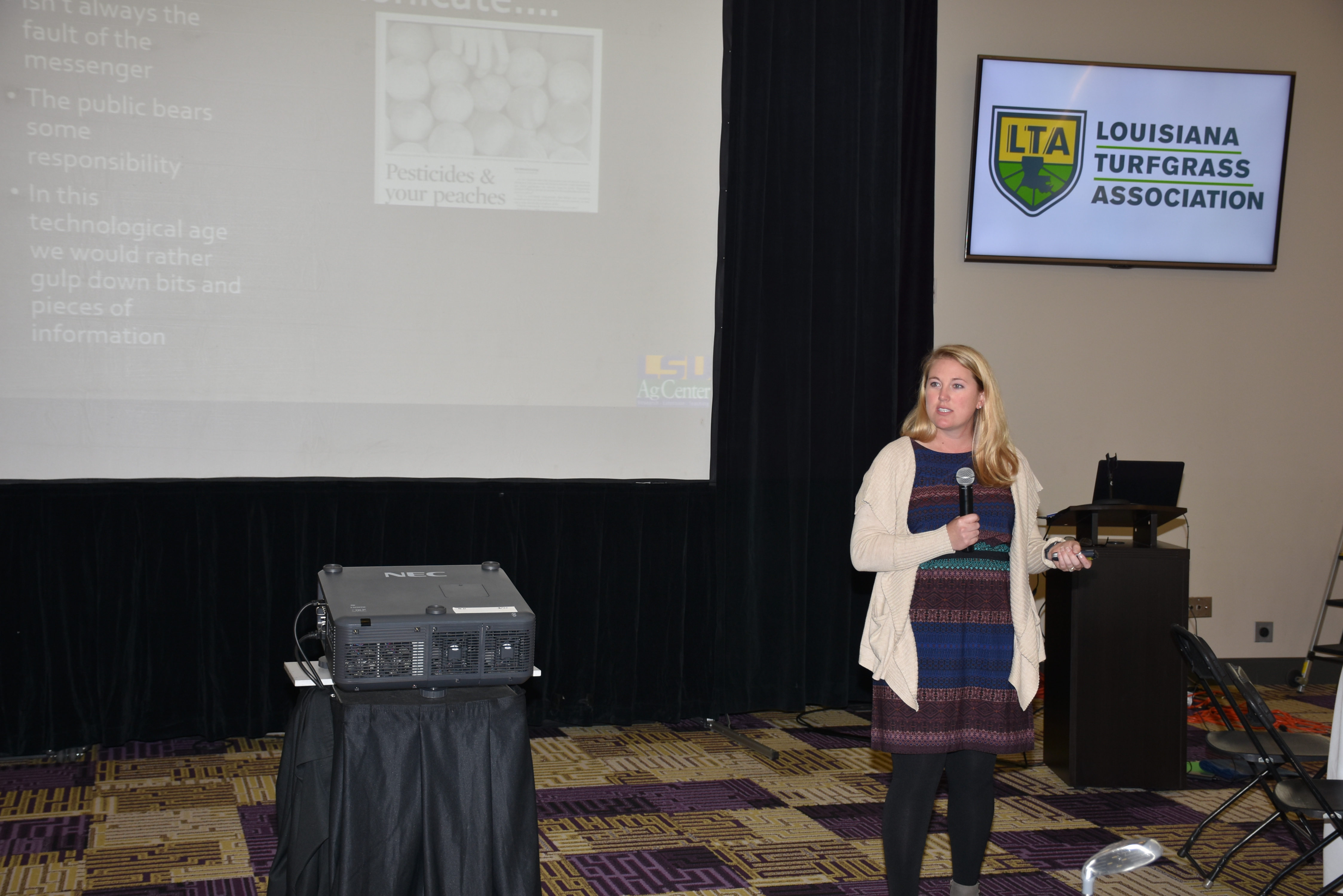 Turfgrass management, research discussed at conference